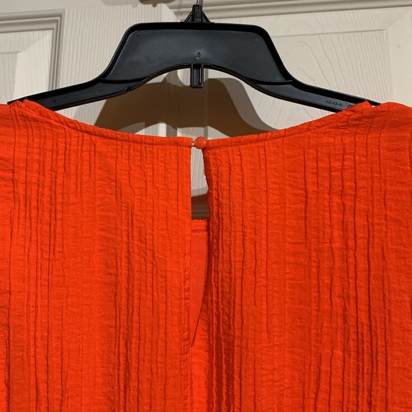 Nine West. Tiered midi dress. Large. New with tags. - Picture 3 of 11